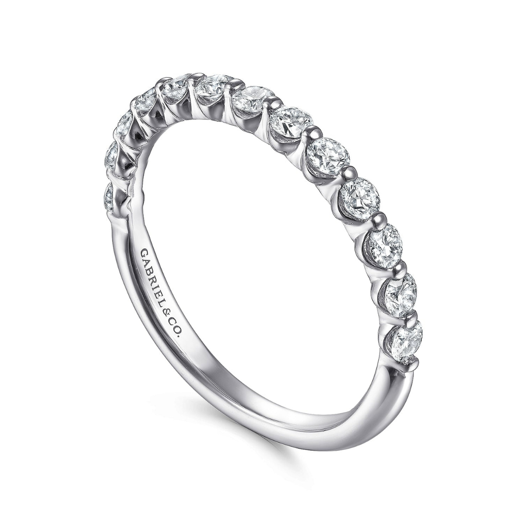 White Gold Shared Prong Diamond Band (978724)