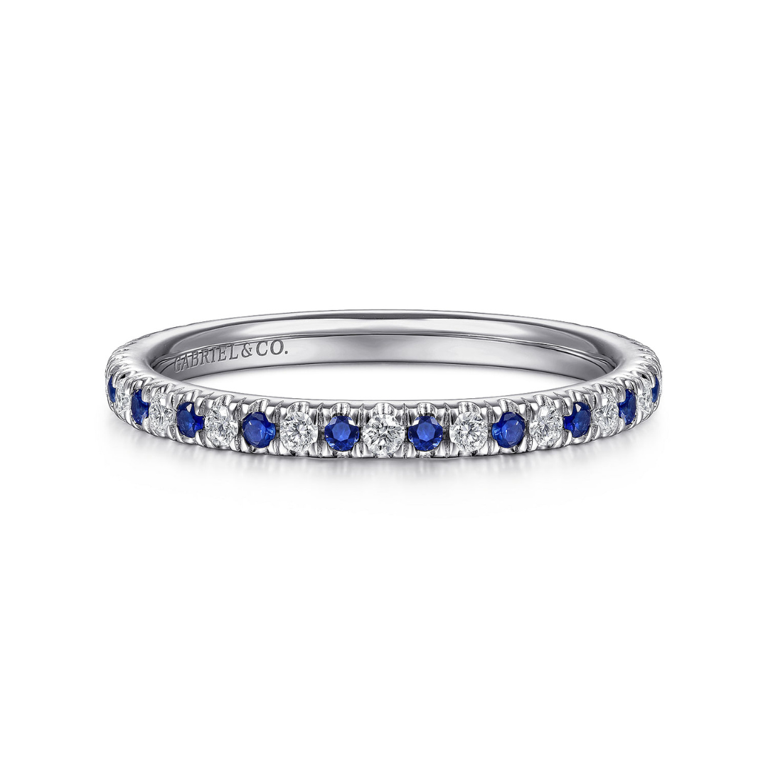 White Gold Diamond and Sapphire Band (709201)