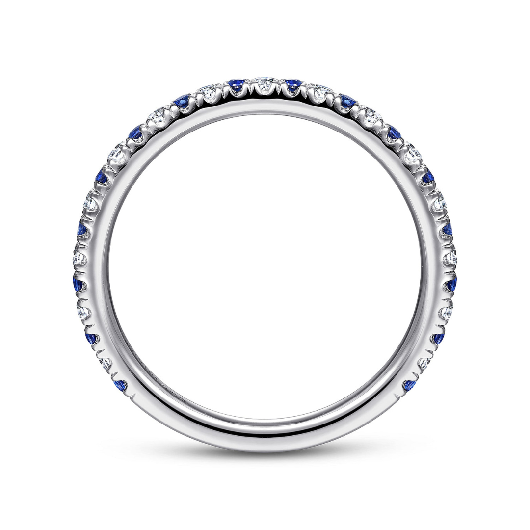 White Gold Diamond and Sapphire Band (709201)