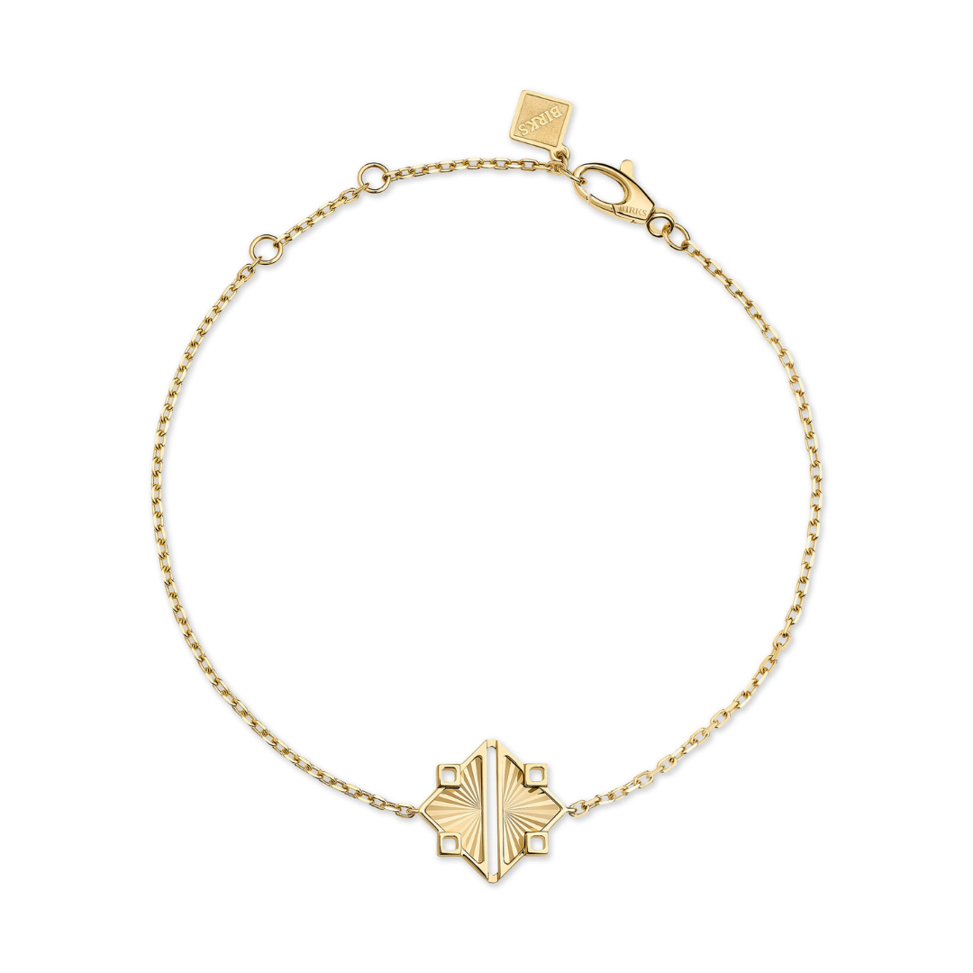 Muse Guilloché Yellow Gold Bracelet, Small (643673)