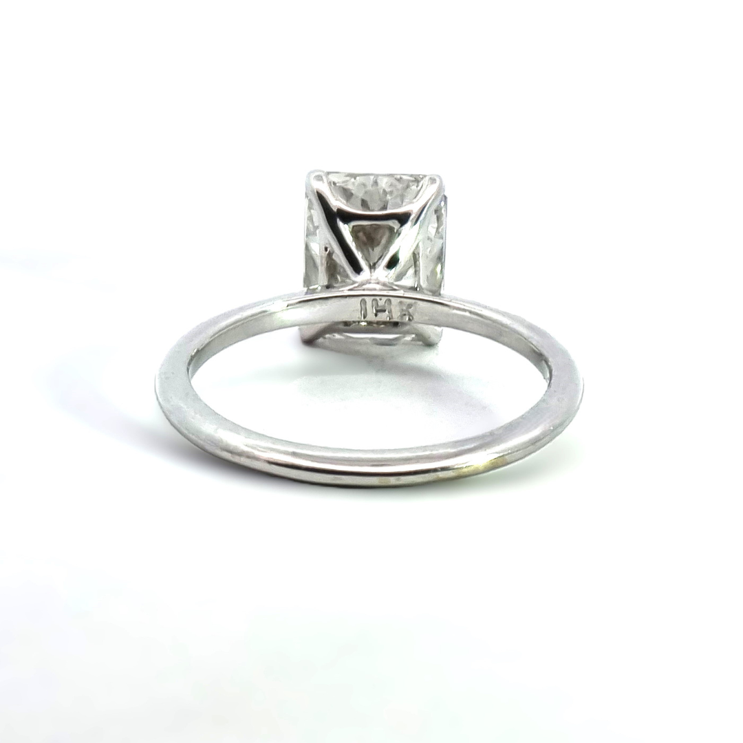 White Gold Lab Grown Engagement Ring (412106)