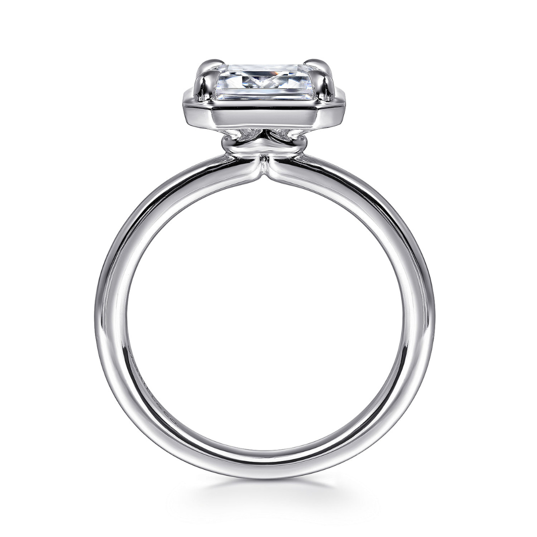 White Gold East-West Engagement Ring (889996)