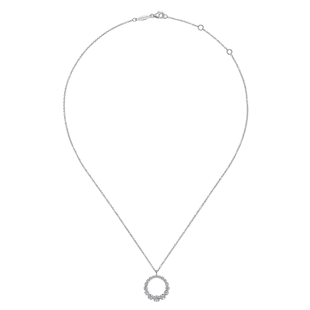 White Gold Diamond Circle Pendant Necklace (118936)