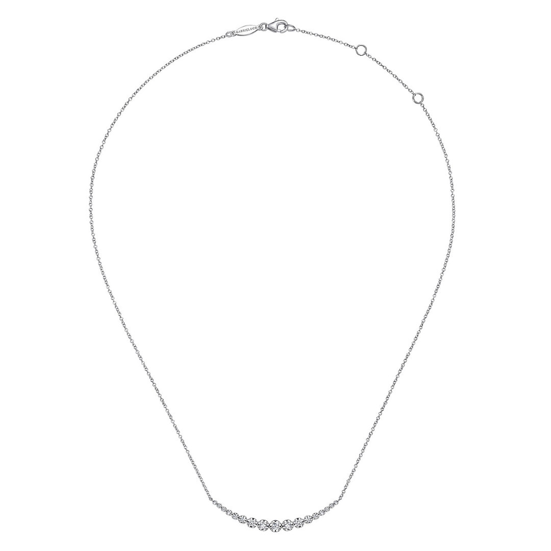 White Gold Curved Bar Necklace (683745)