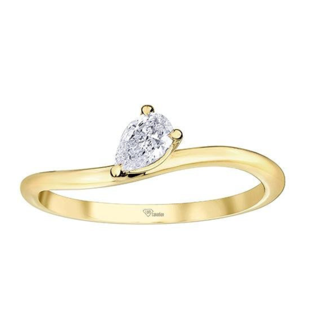 I Am Canadian Yellow Gold Ring with Diamonds (101454)